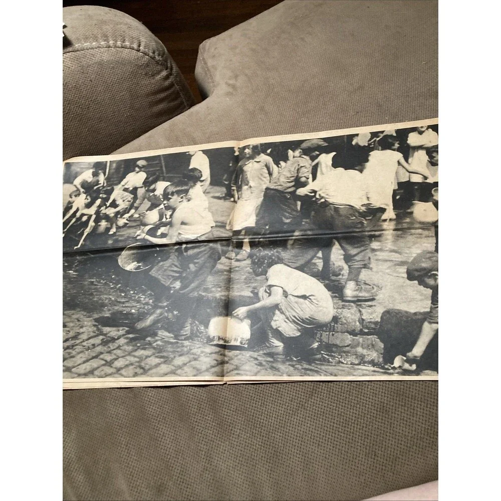 50 Years Of New York News in Pictures NY Public Library Newspaper Feb 1979 mag